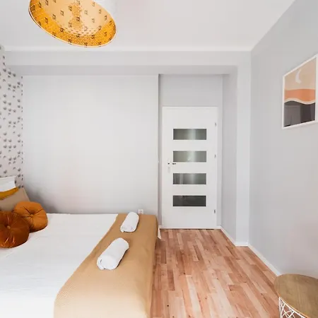 Apartment New Old Town - 3 - 7 People - Parking Place - Kosciuszki Street Wroclaw
