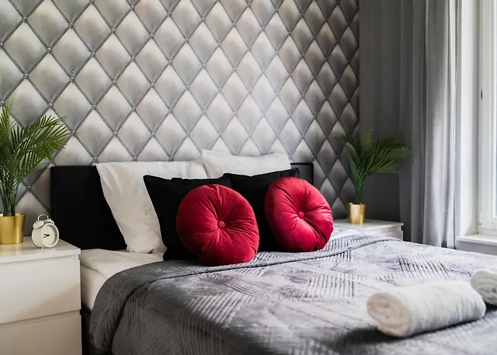 New Old Town - 3 - 7 People - Parking Place - Kosciuszki Street Wroclaw